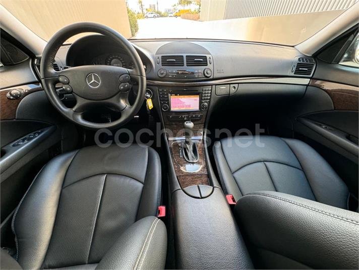 MERCEDES-BENZ Clase E 220 CDI Classic 4p.