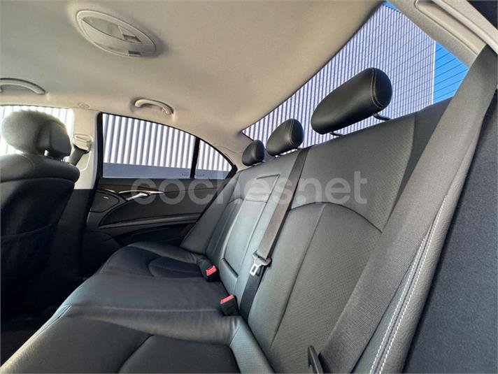 MERCEDES-BENZ Clase E 220 CDI Classic 4p.