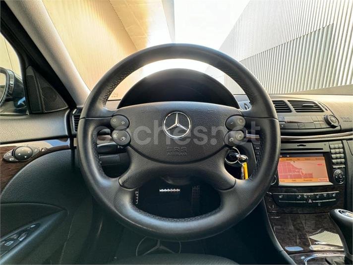 MERCEDES-BENZ Clase E 220 CDI Classic 4p.