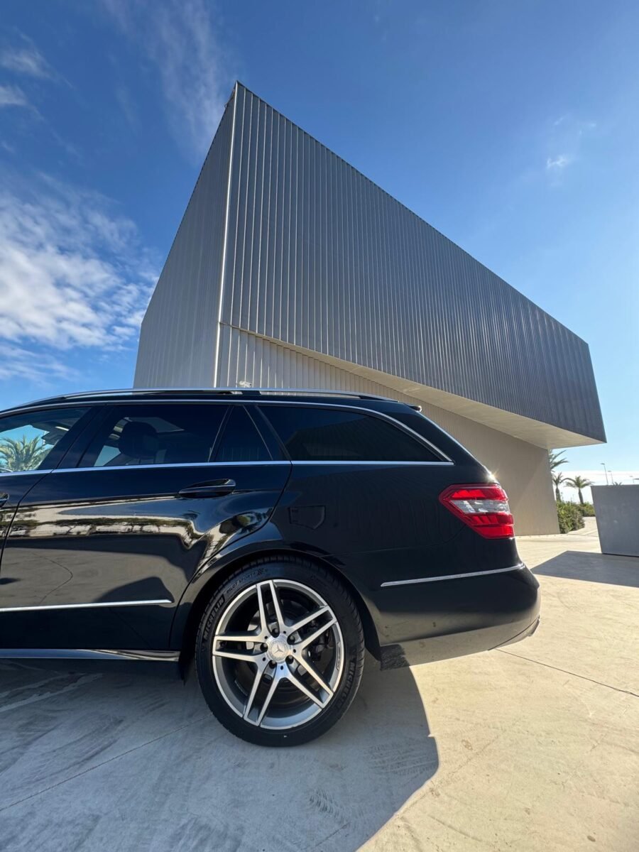 MERCEDES-BENZ Clase E 350 CGI 4 MATIC 