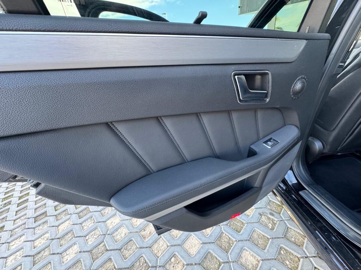 MERCEDES-BENZ Clase E 350 CGI 4 MATIC 