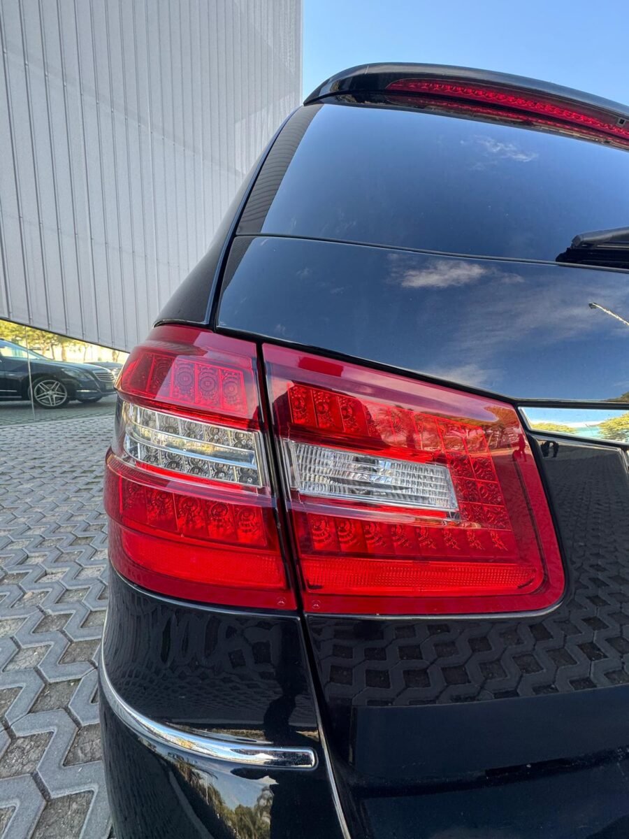 MERCEDES-BENZ Clase E 350 CGI 4 MATIC 