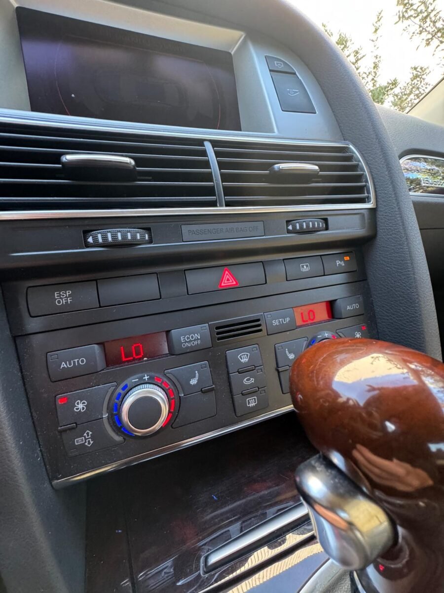AUDI A6  3.0 TDI  V6 QUATRRO