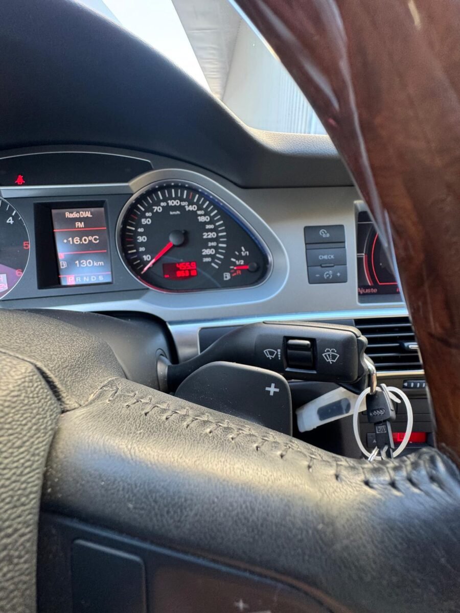 AUDI A6  3.0 TDI  V6 QUATRRO