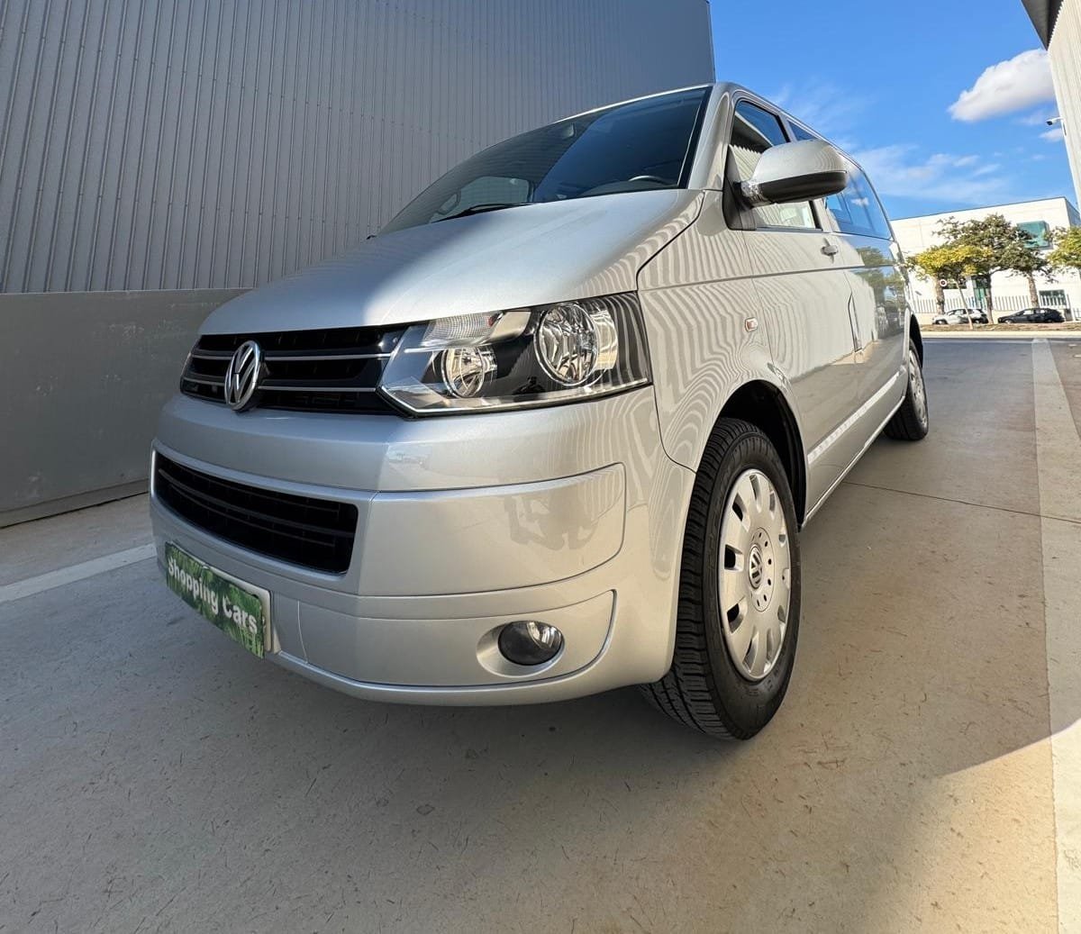 VOLKSWAGEN Caravelle Largo 2.0 TDI Comfortline