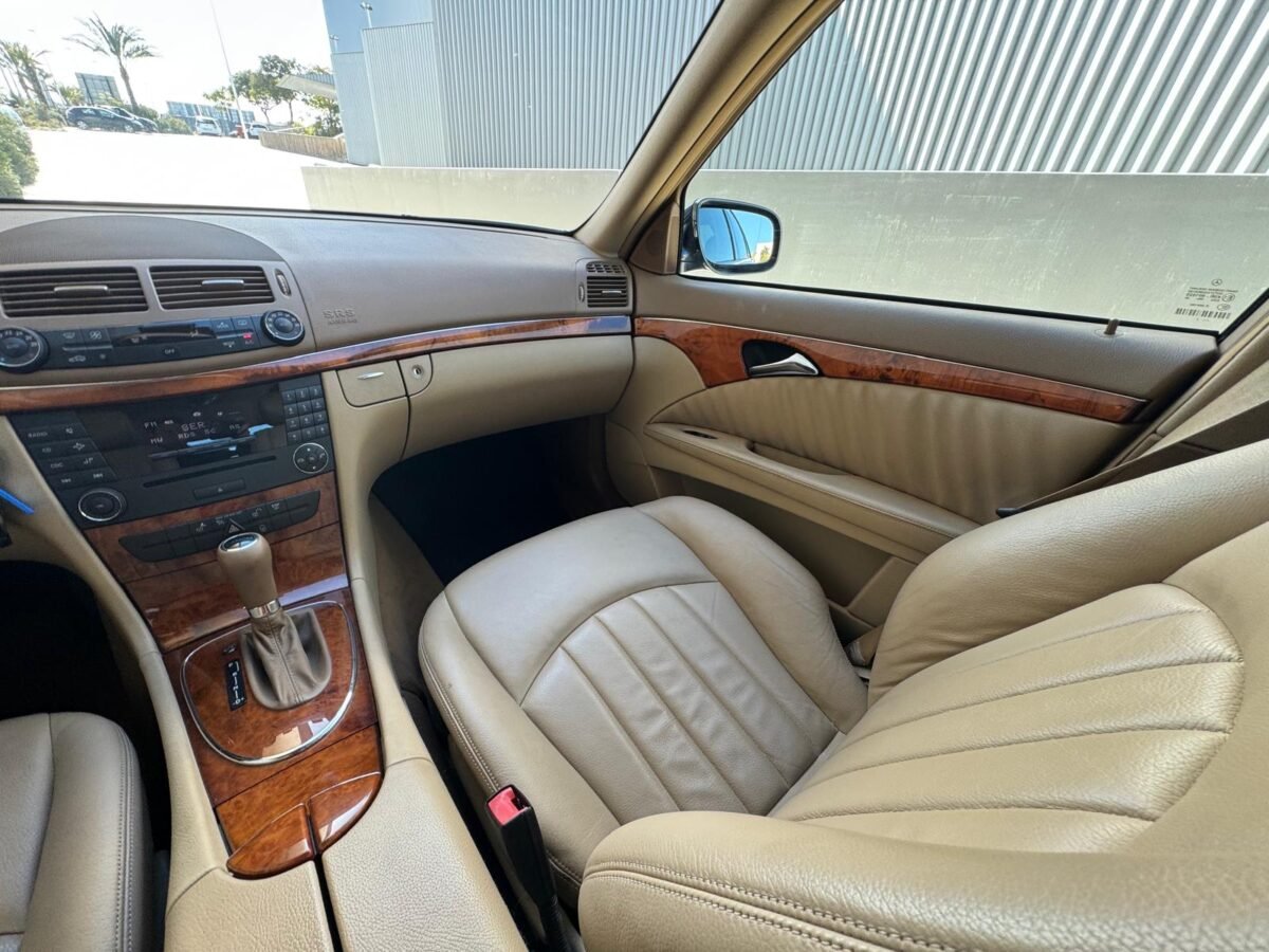 MERCEDES-BENZ Clase E 280 Elegance  4 matic  v6