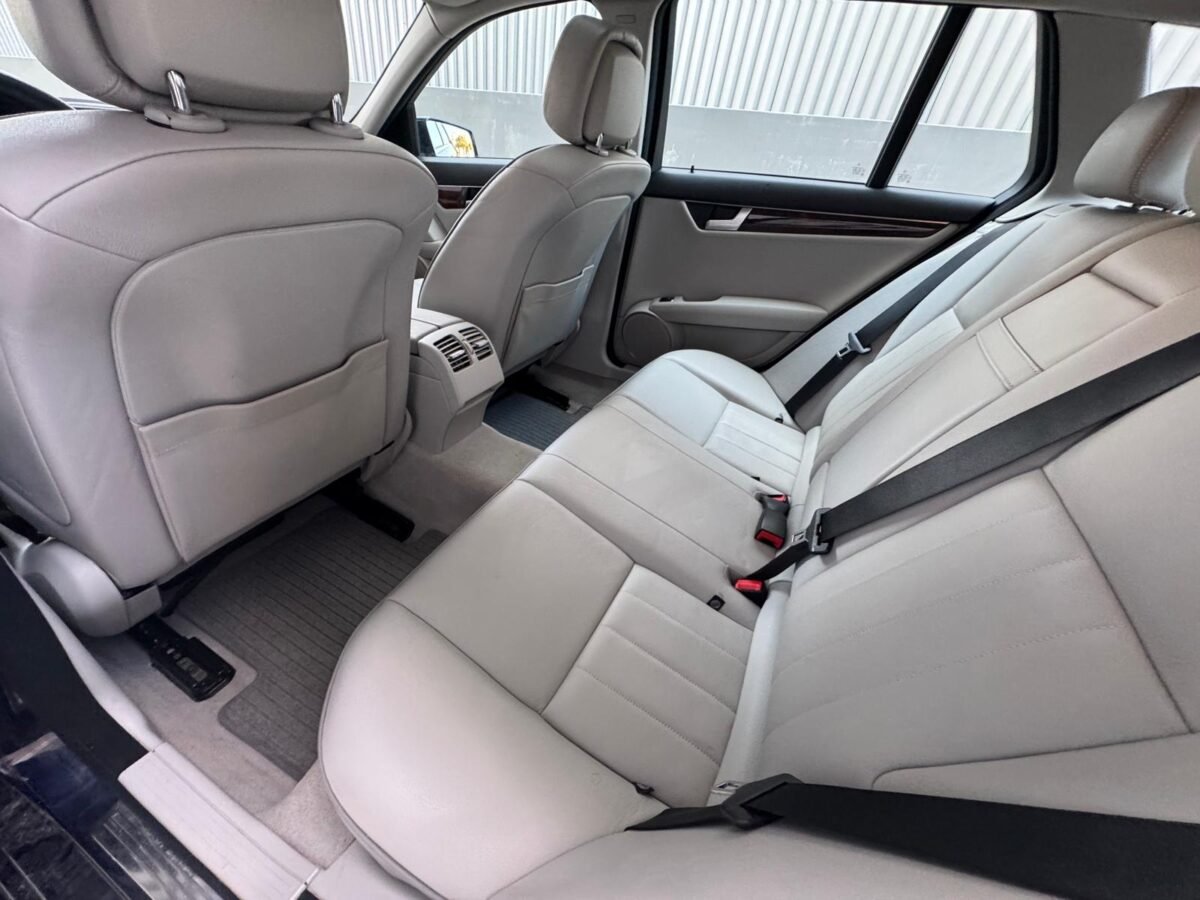 MERCEDES-BENZ C C 300 CDI 4 MATIC ELEGANCE V6