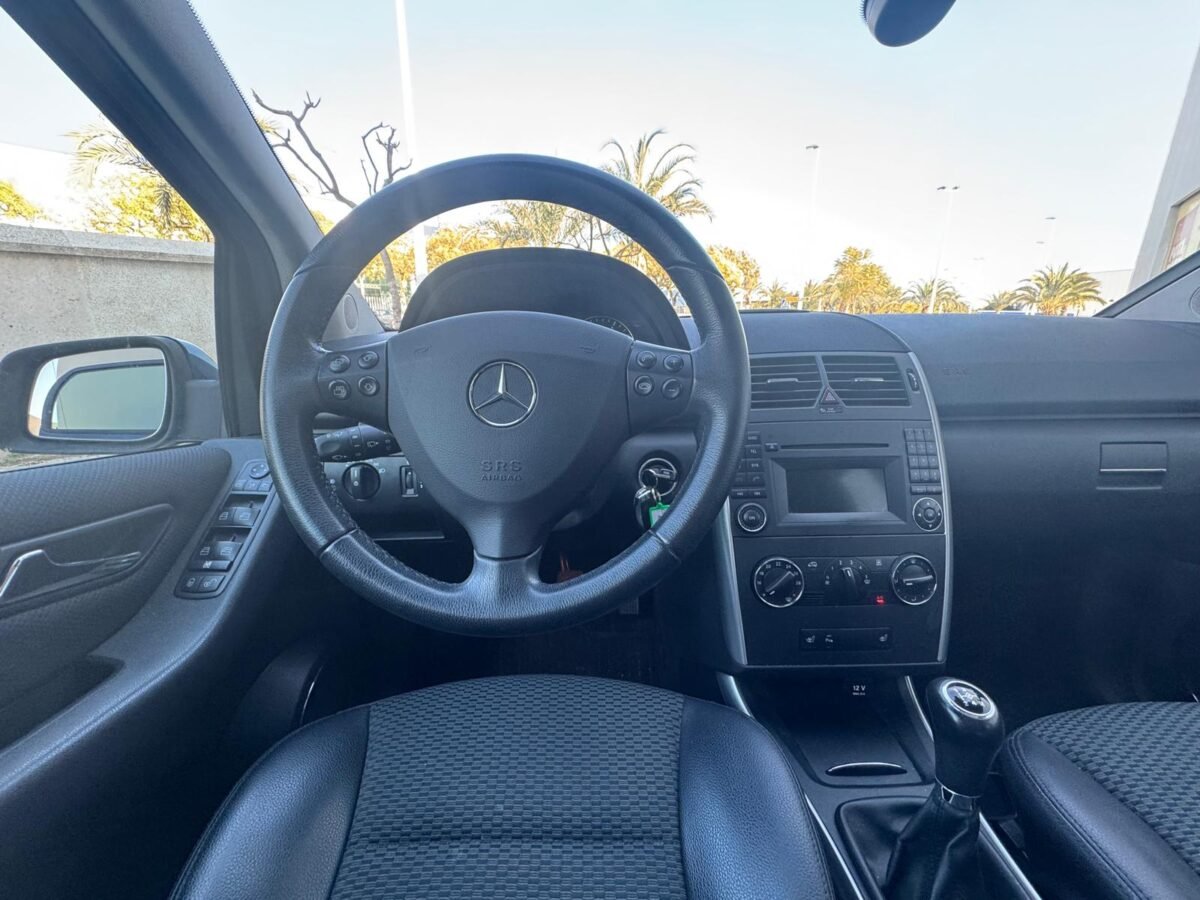 MERCEDES-BENZ CLASE A 160 CDI 2.0cc Avantgarde