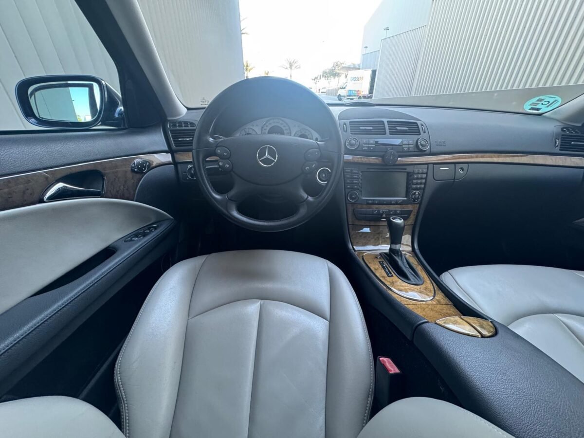 MERCEDES-BENZ Clase E 280 3.0cc Elegance   v6
