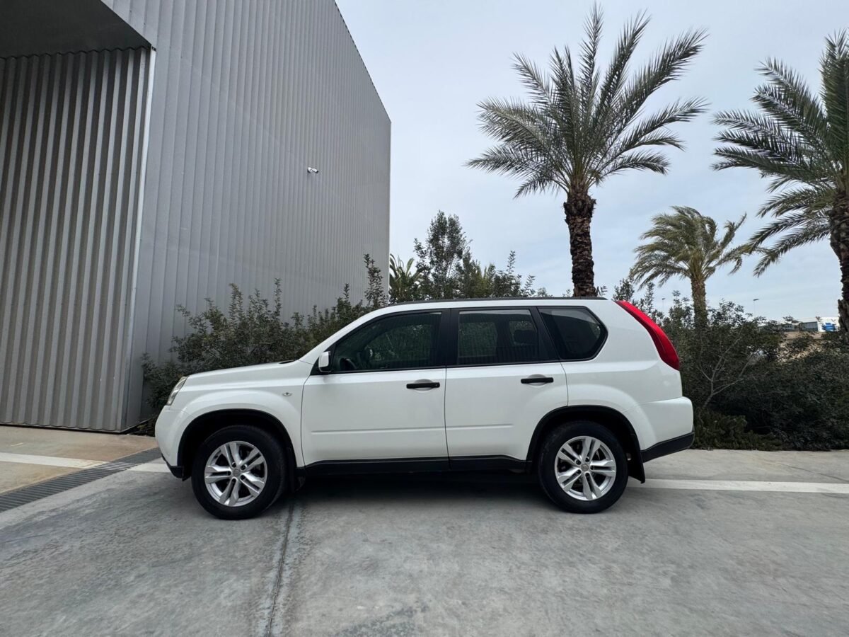 NISSAN X-TRAIL 2.0 DCI 4X4 LE