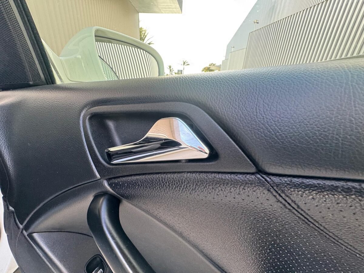 MERCEDES-BENZ CLC 200CDI 2.2cc 