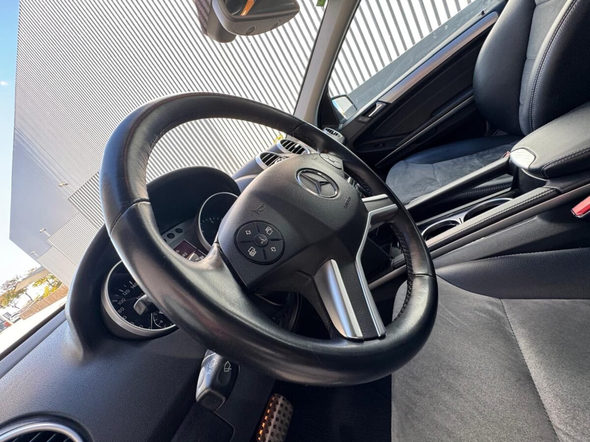 MERCEDES-BENZ ML 300 cdi 3.0c 4 Matic