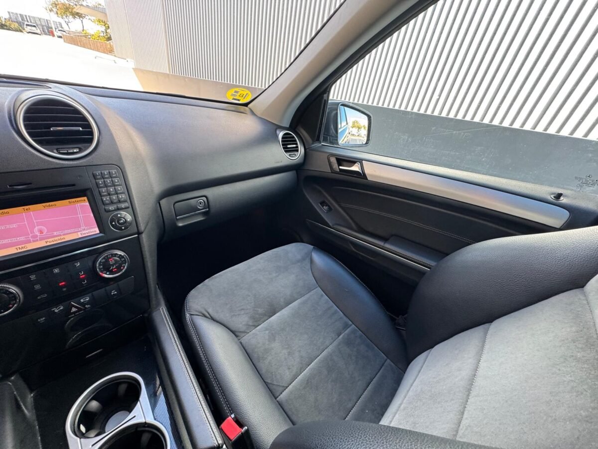 MERCEDES-BENZ ML 300 cdi 3.0c 4 Matic