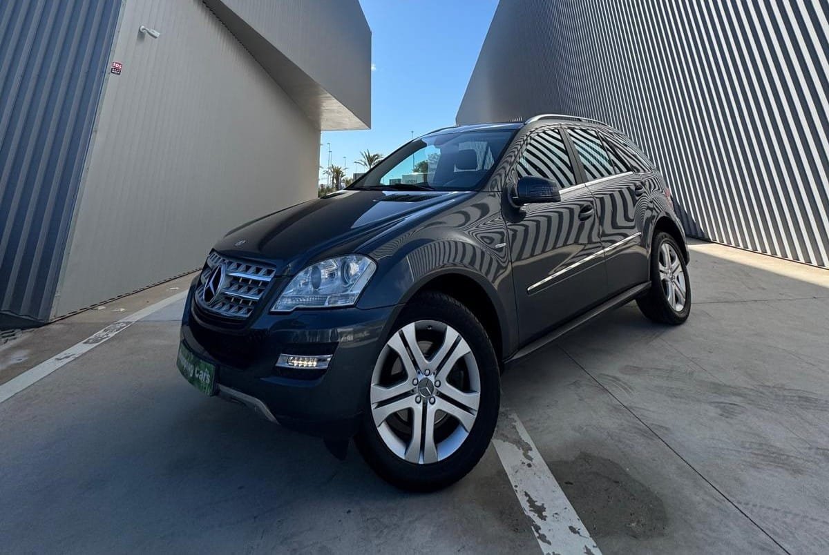 MERCEDES-BENZ ML 300 cdi 3.0c 4 Matic