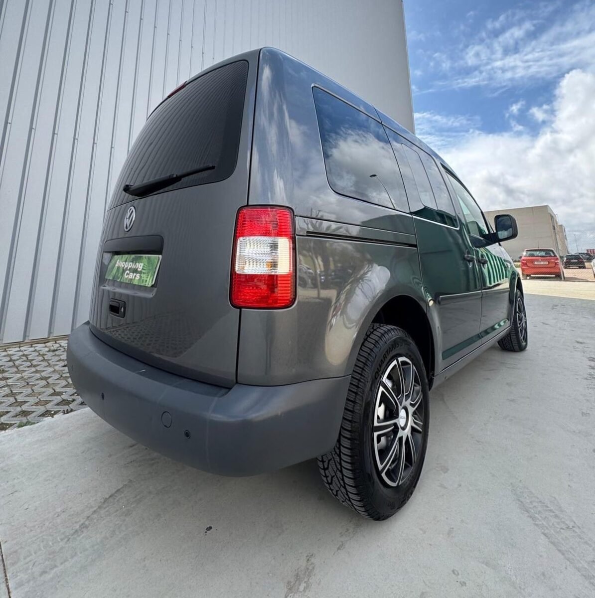VOLKSWAGEN Caddy 1.9 TDI DSG Kombi Life 7 plazas