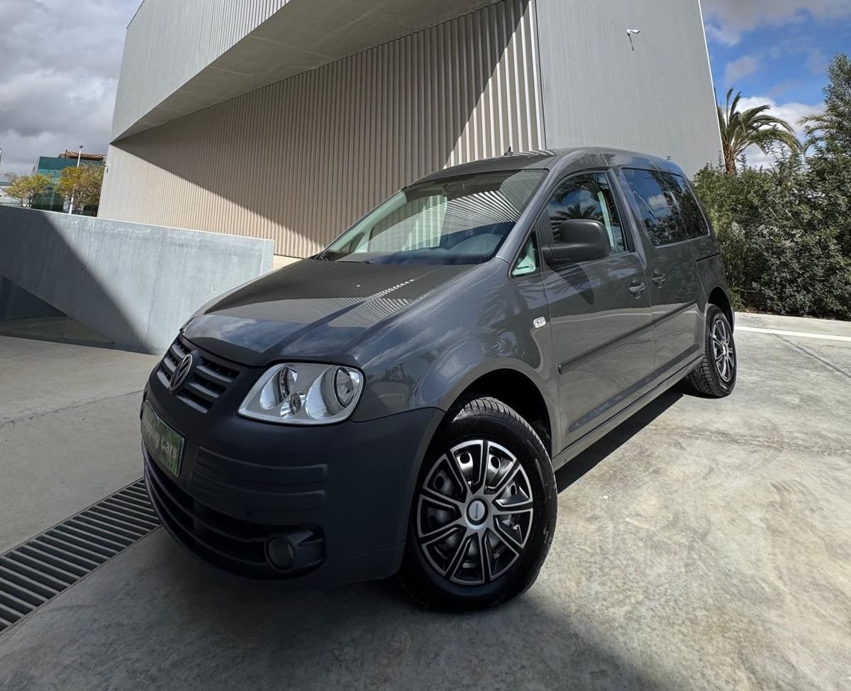 VOLKSWAGEN Caddy 1.9 TDI DSG Kombi Life 7 plazas