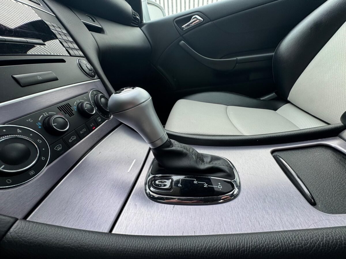 MERCEDES-BENZ CLC 200 CDI 