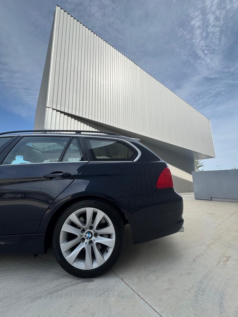 BMW Serie 3 330d x drive touring 