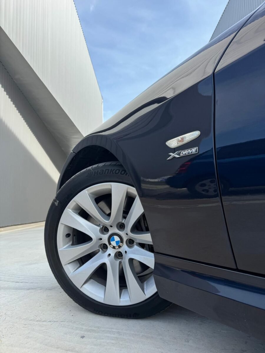 BMW Serie 3 330d x drive touring 