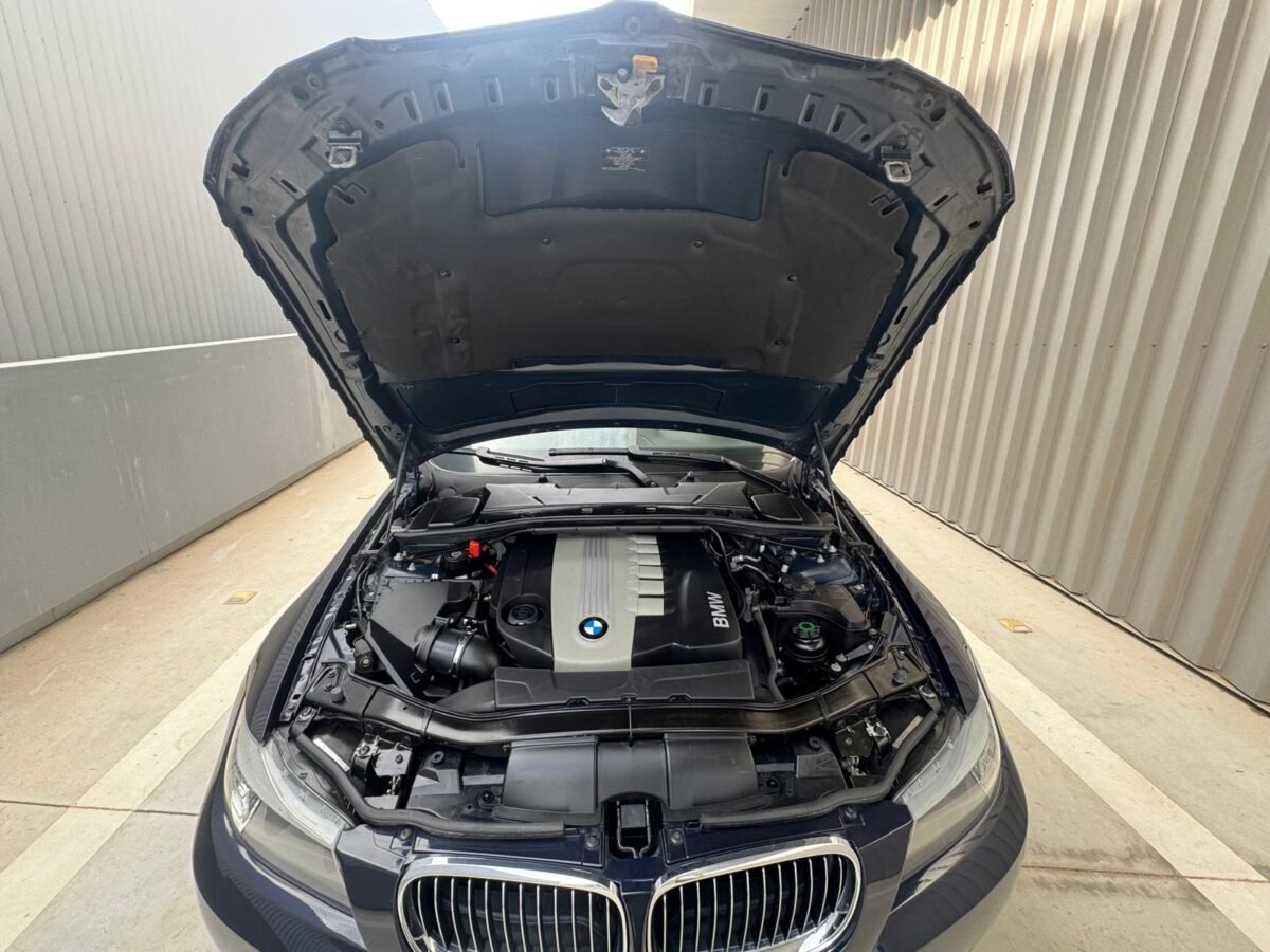 BMW Serie 3 330d x drive touring 