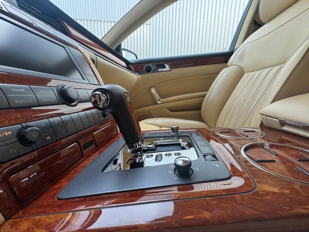 VOLKSWAGEN PHAETON 3.0 TDI V6 