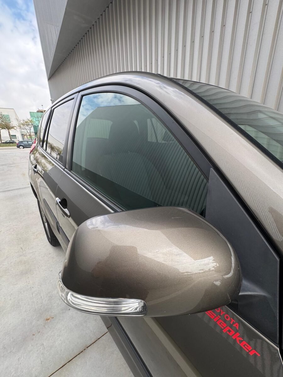 TOYOTA RAV 4 2.0 Life 4x4