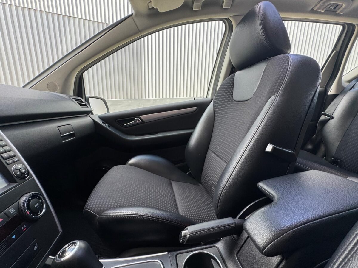 MERCEDES-BENZ CLASE A 200 cdi  avantgarde