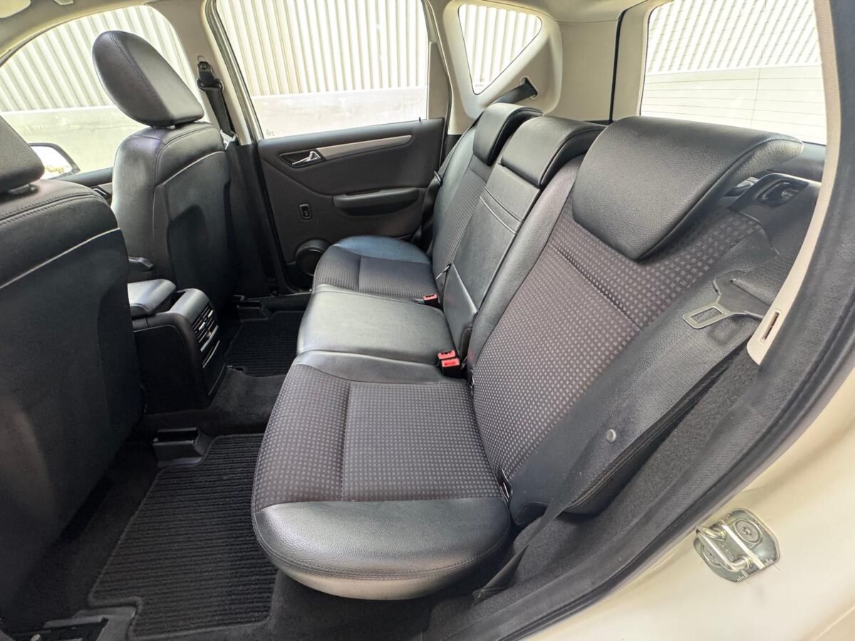 MERCEDES-BENZ CLASE A 200 cdi  avantgarde