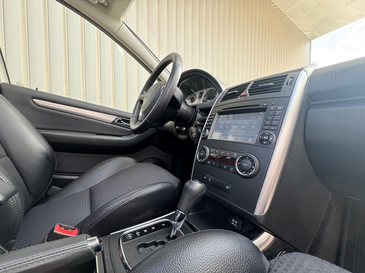 MERCEDES-BENZ CLASE A 200 cdi  avantgarde