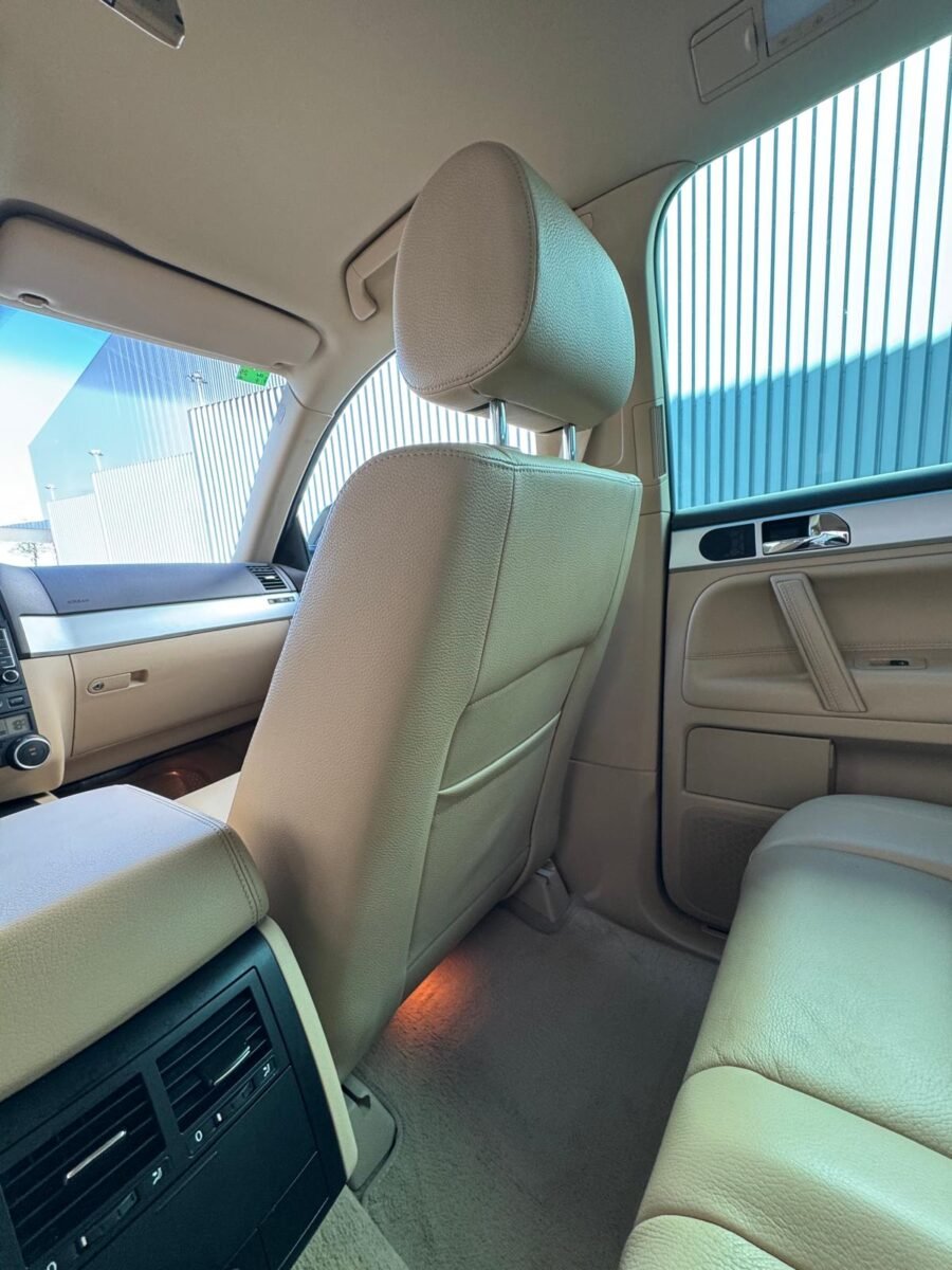VOLKSWAGEN TOUAREQ 3.0 TDI V6 