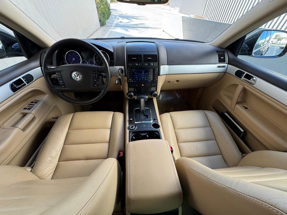 VOLKSWAGEN TOUAREQ 3.0 TDI V6 