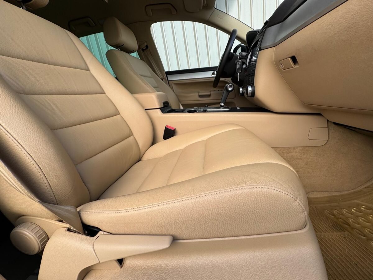 VOLKSWAGEN TOUAREQ 3.0 TDI V6 