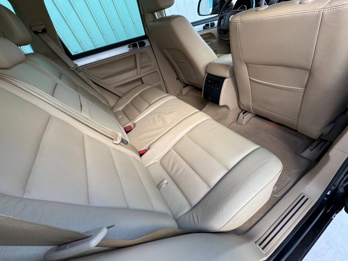 VOLKSWAGEN TOUAREQ 3.0 TDI V6 