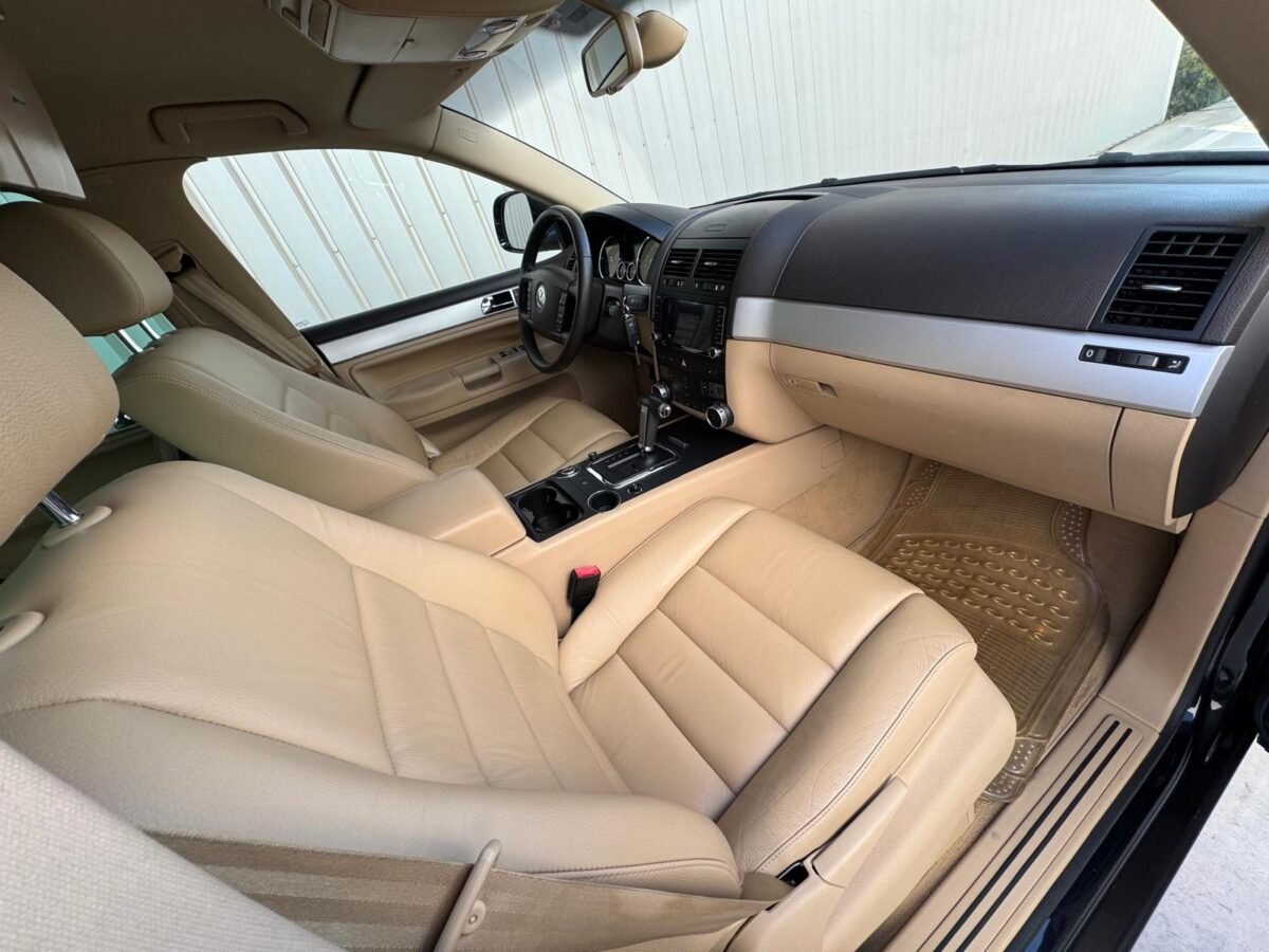 VOLKSWAGEN TOUAREQ 3.0 TDI V6 