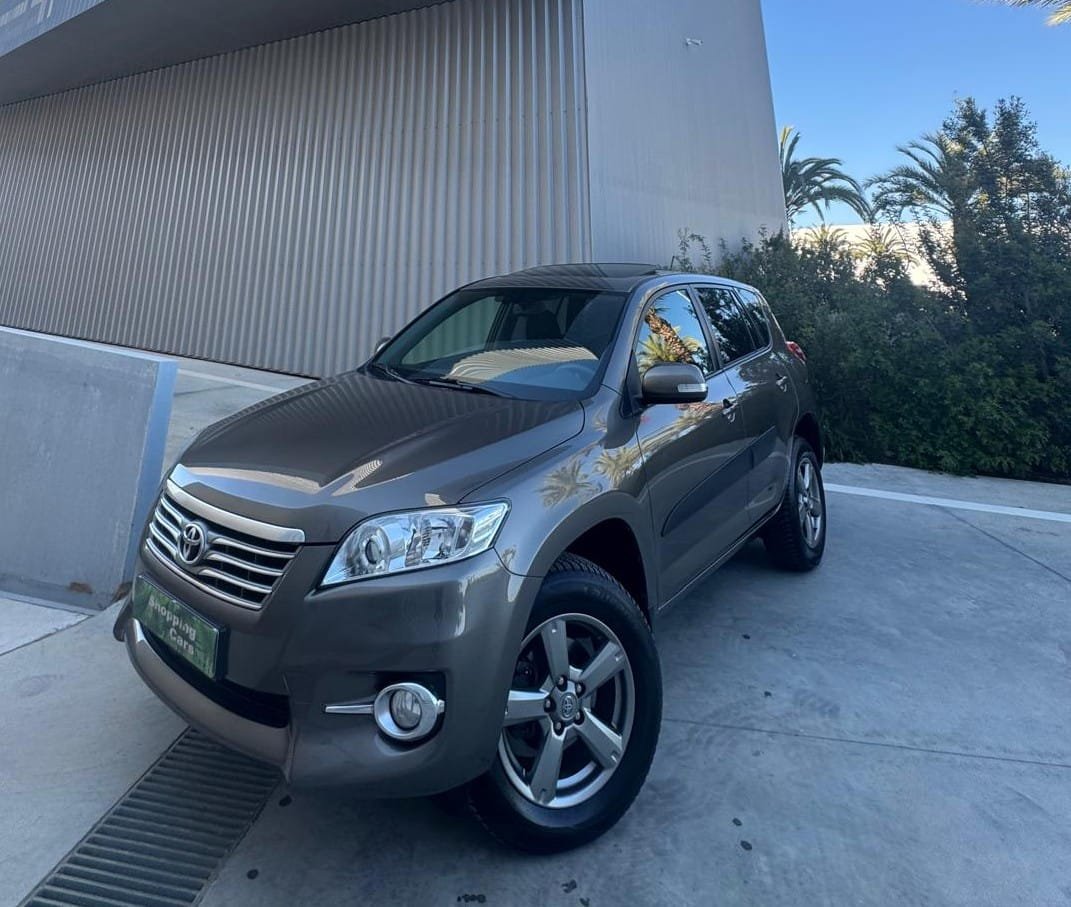 TOYOTA RAV 4 2.0 Life 4x4