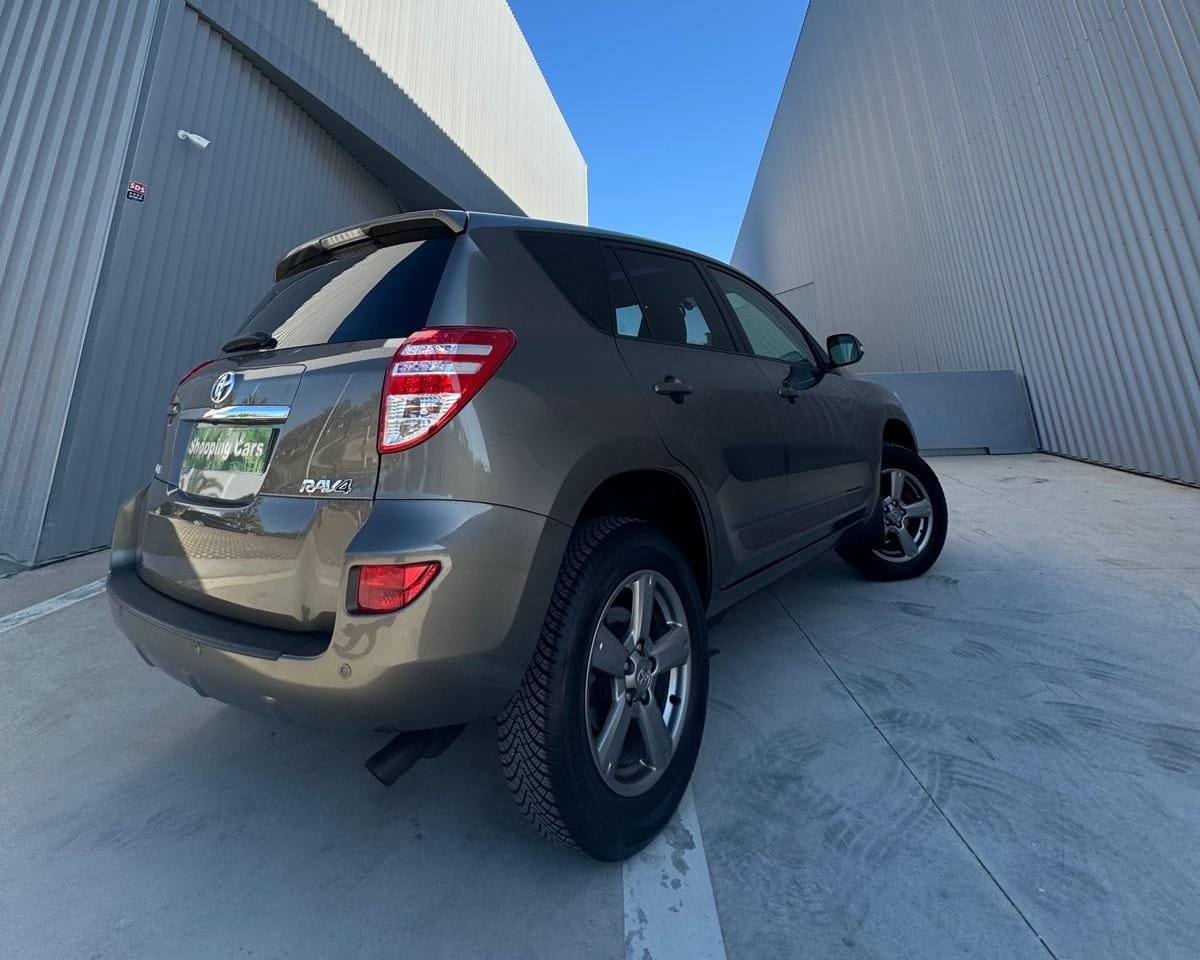 TOYOTA RAV 4 2.0 Life 4x4