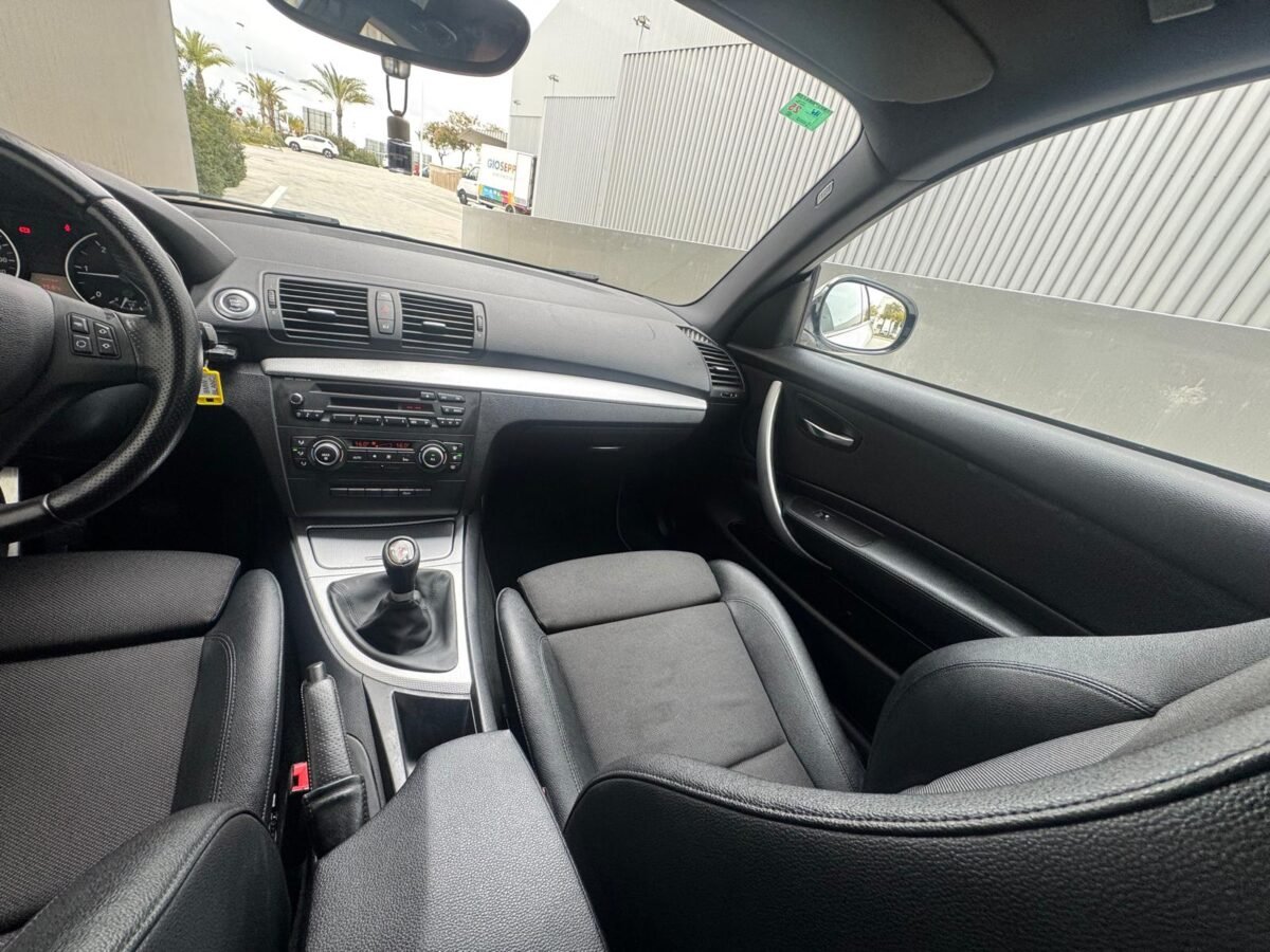 BMW Serie 1 116d M SPORT