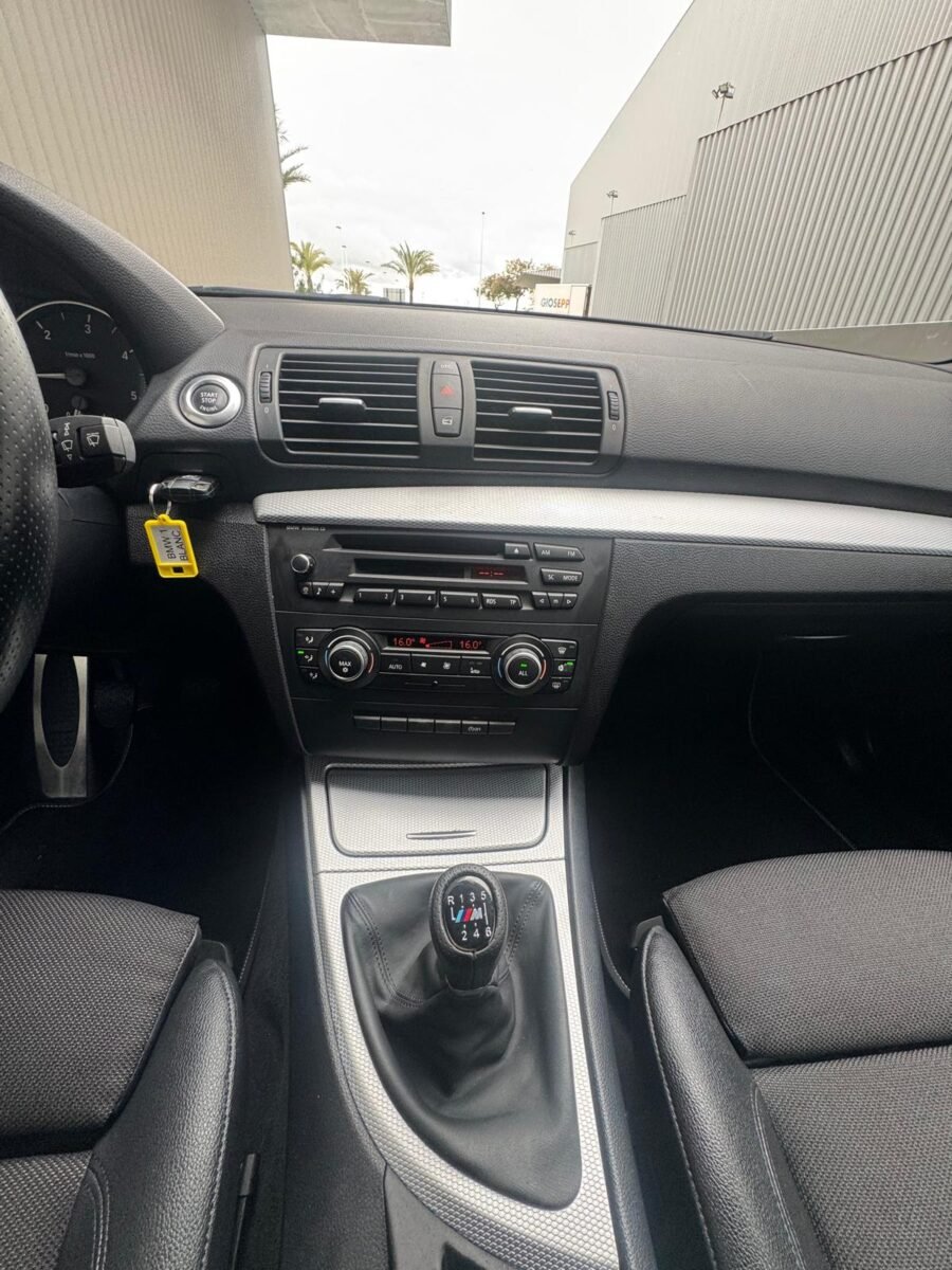 BMW Serie 1 116d M SPORT