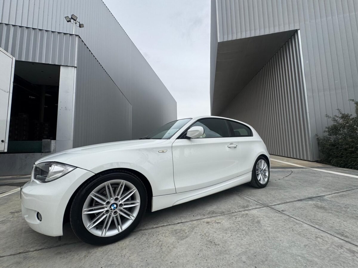 BMW Serie 1 116d M SPORT