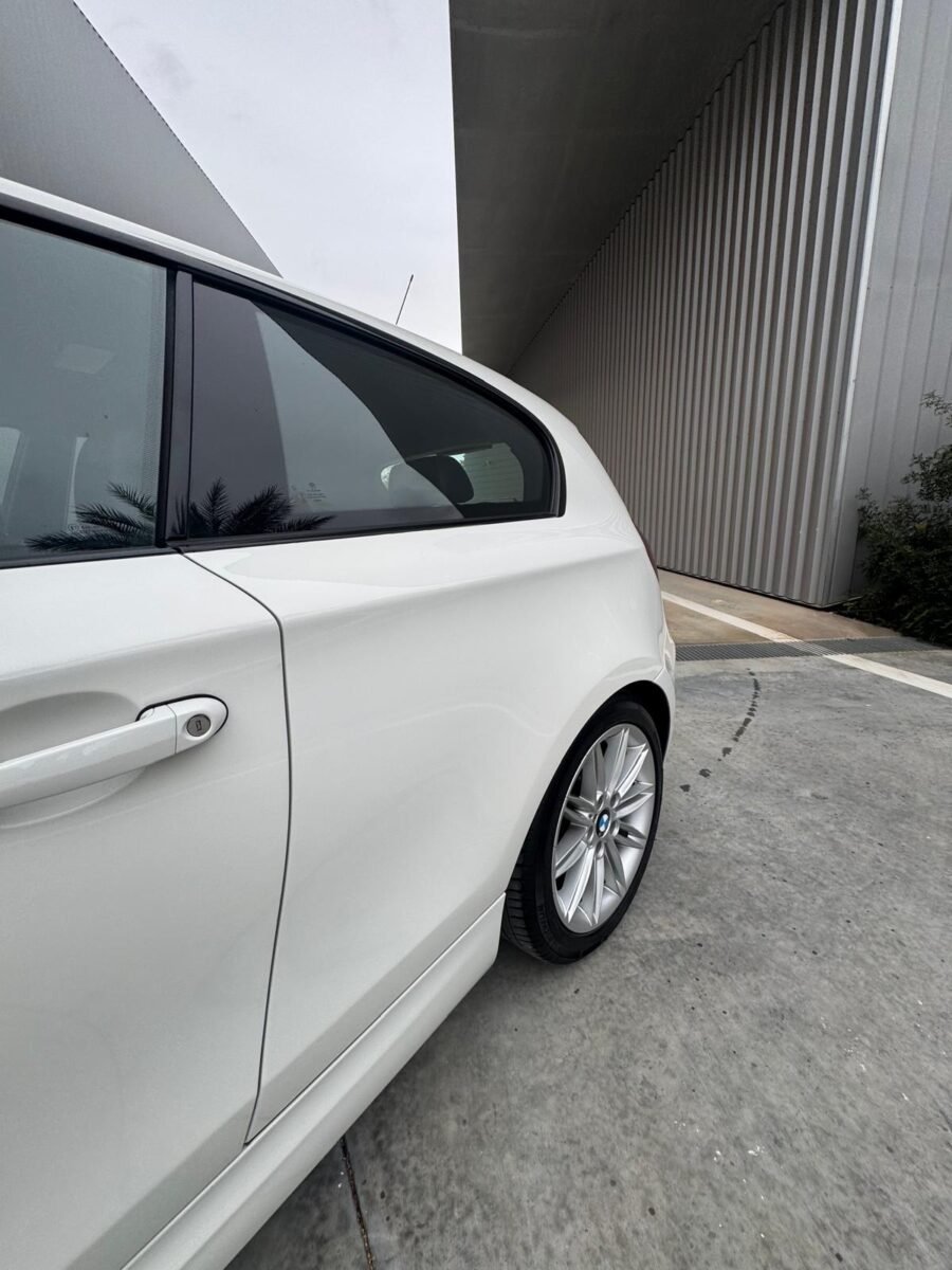 BMW Serie 1 116d M SPORT
