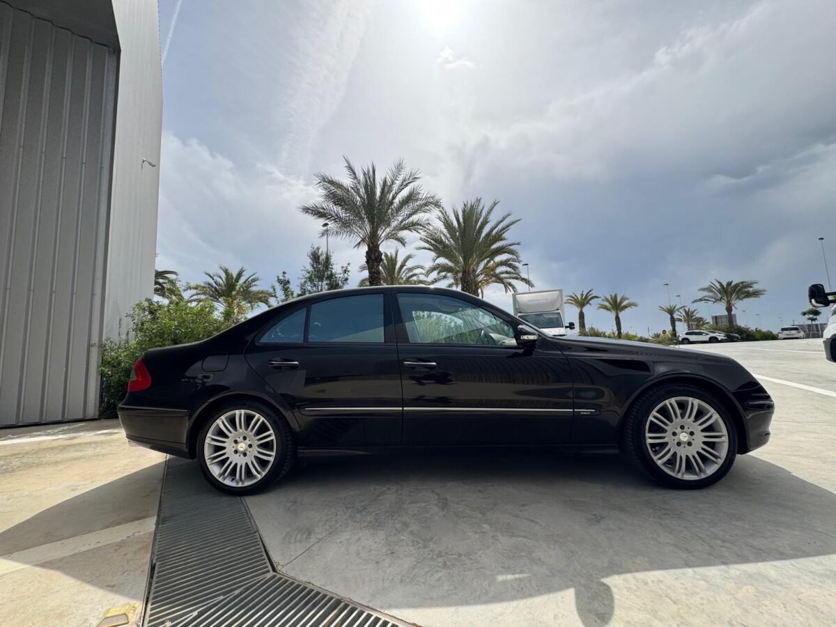 MERCEDES-BENZ Clase E 320 CDI 4 MATIC V6