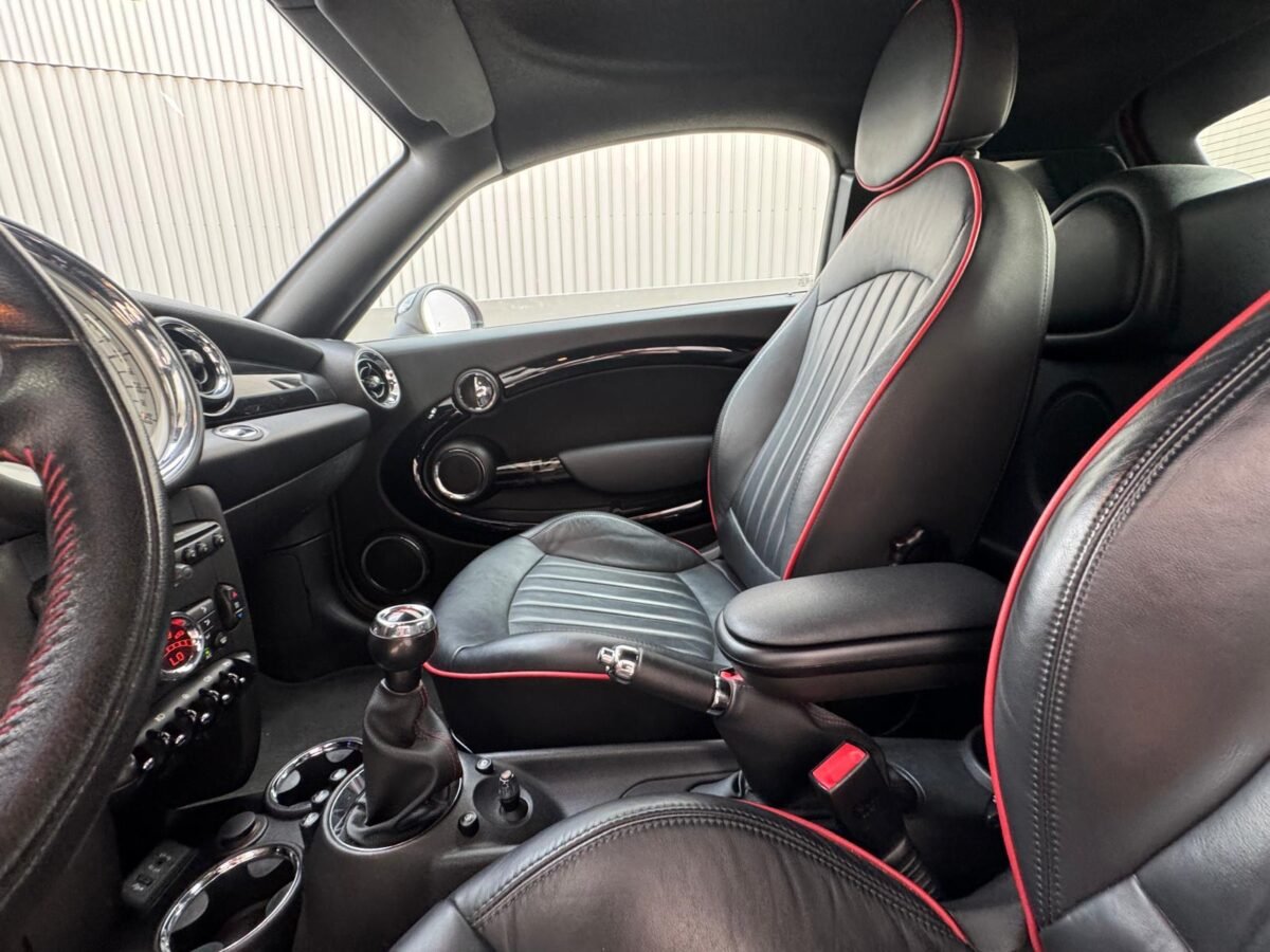 MINI Cooper coupe 2.0 sd 
