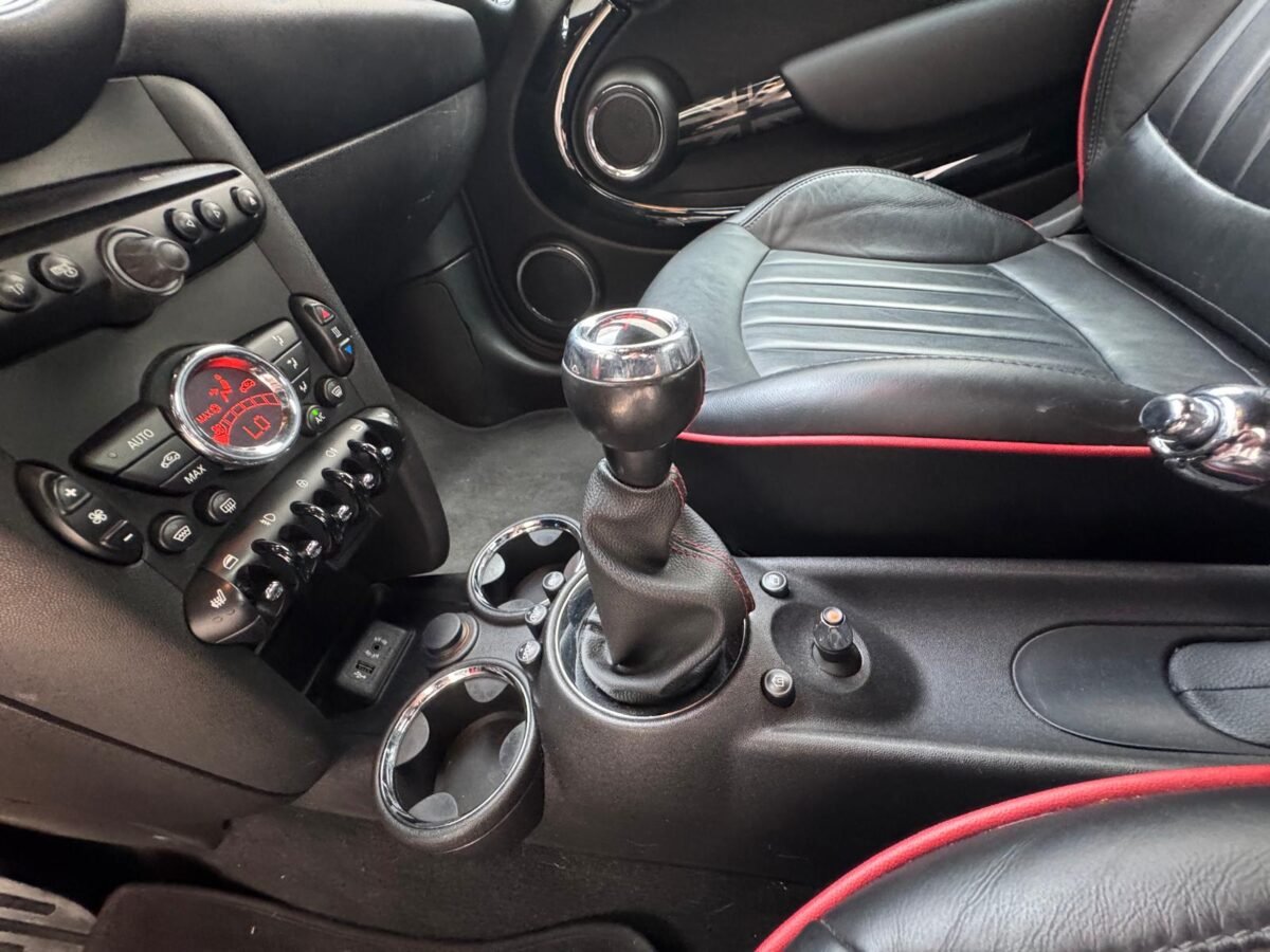 MINI Cooper coupe 2.0 sd 