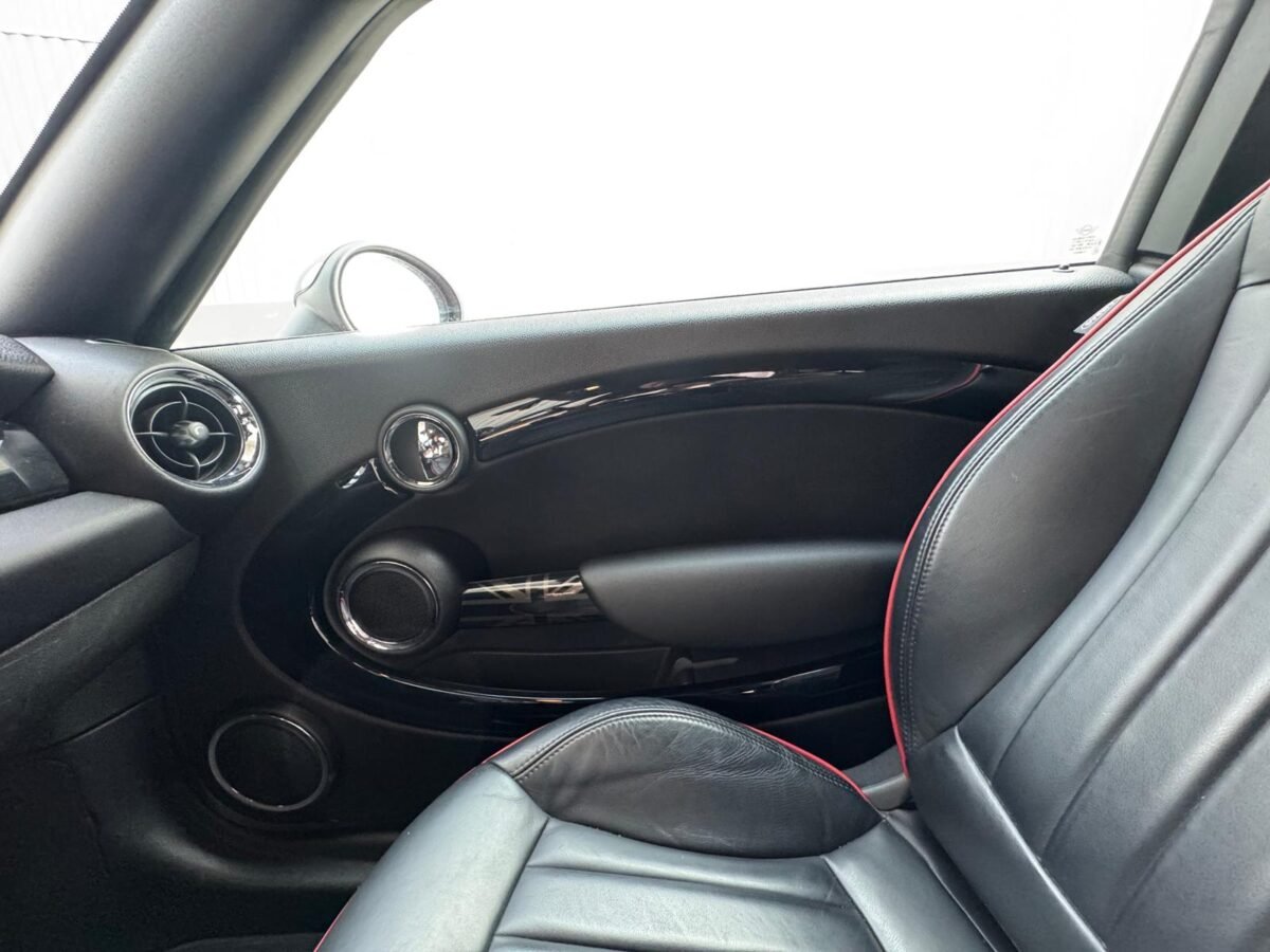 MINI Cooper coupe 2.0 sd 