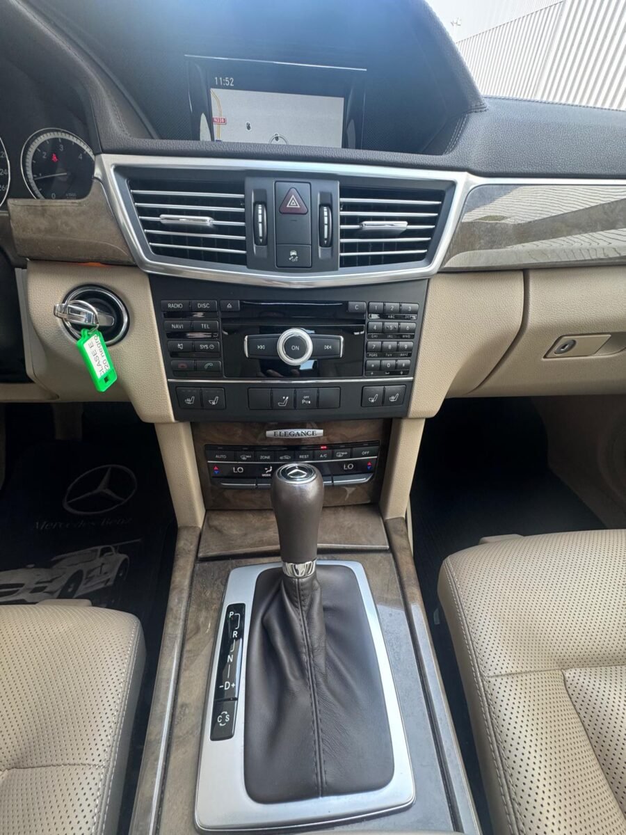 MERCEDES-BENZ Clase E 220 CDI 