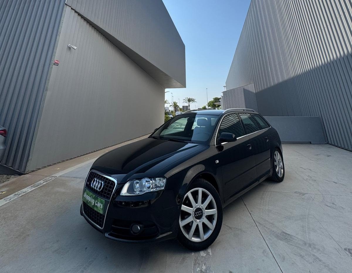 AUDI A4 2.0 tdi s-line 