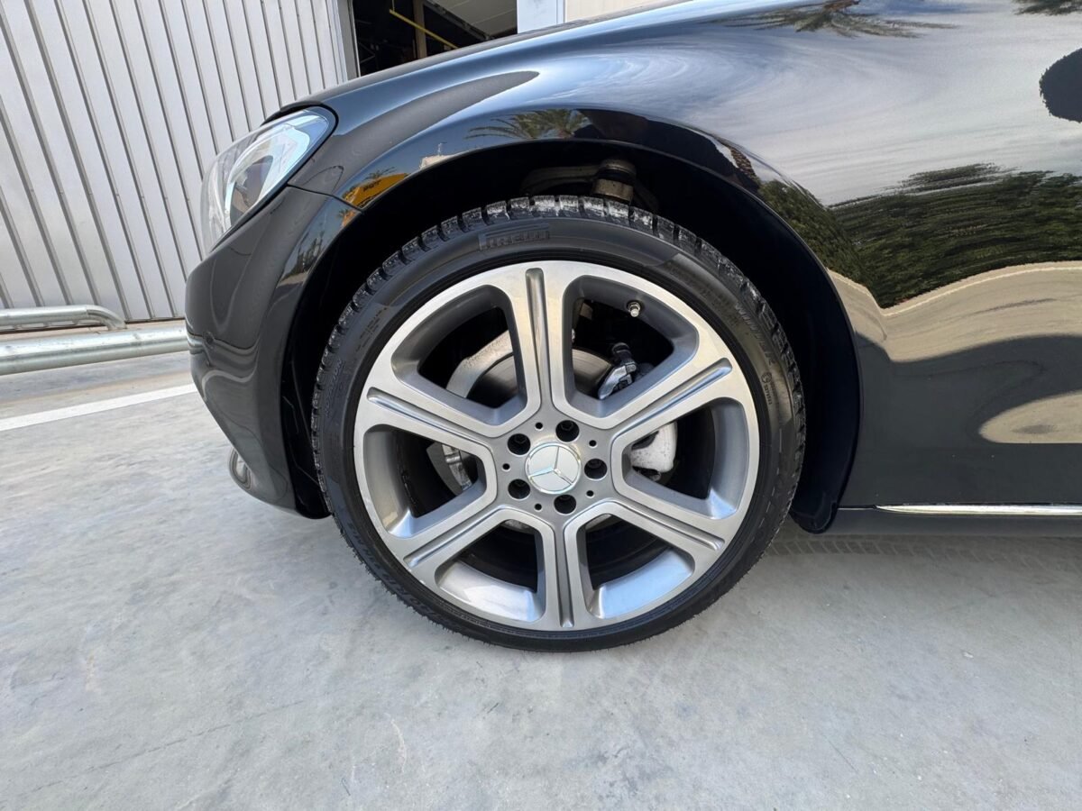 MERCEDES-BENZ C