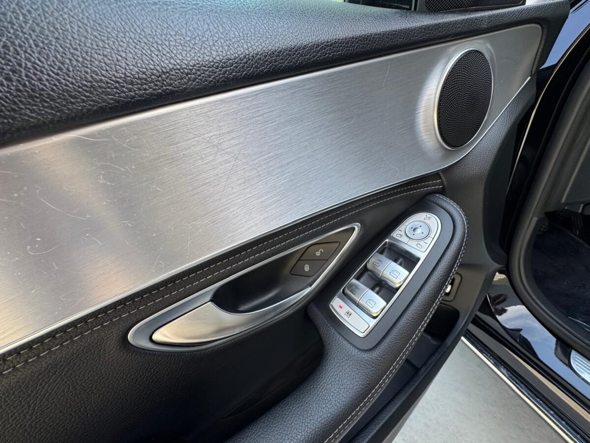 MERCEDES-BENZ C