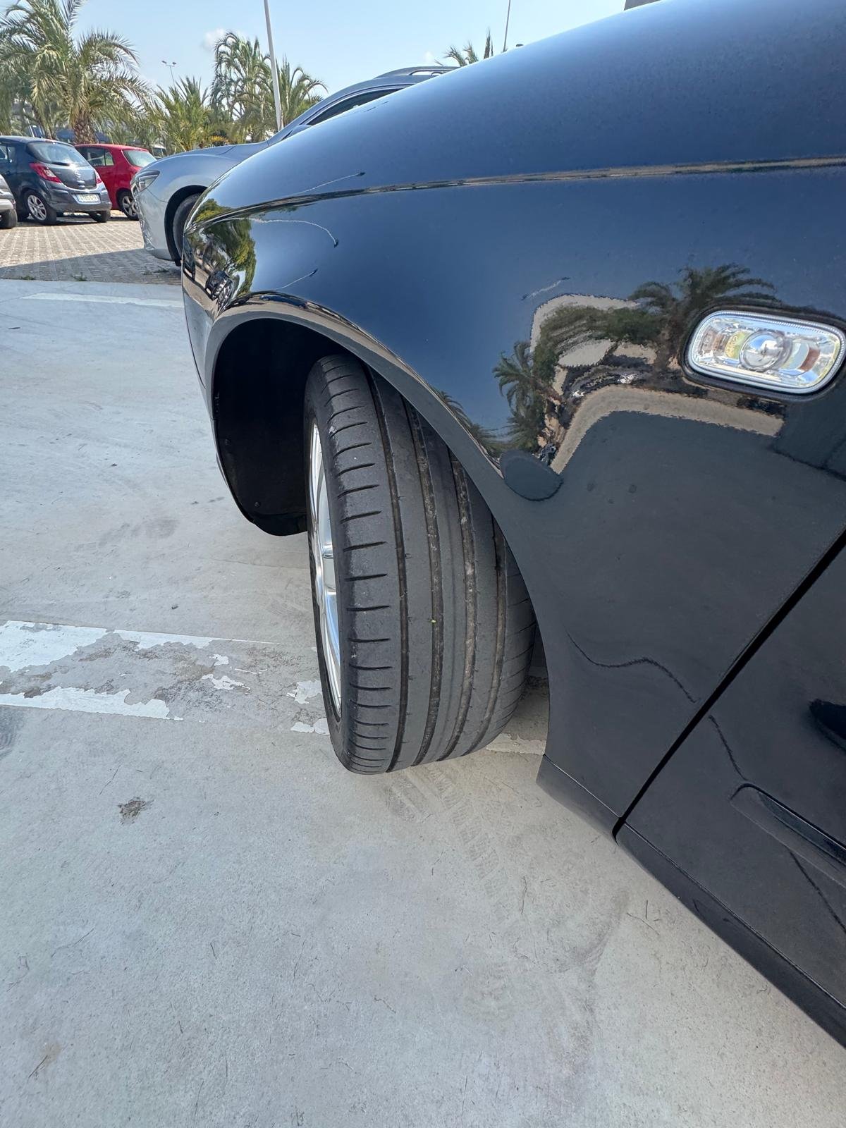 AUDI A4 2.0 tdi s-line 