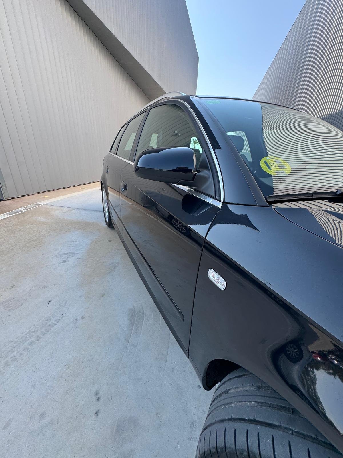 AUDI A4 2.0 tdi s-line 